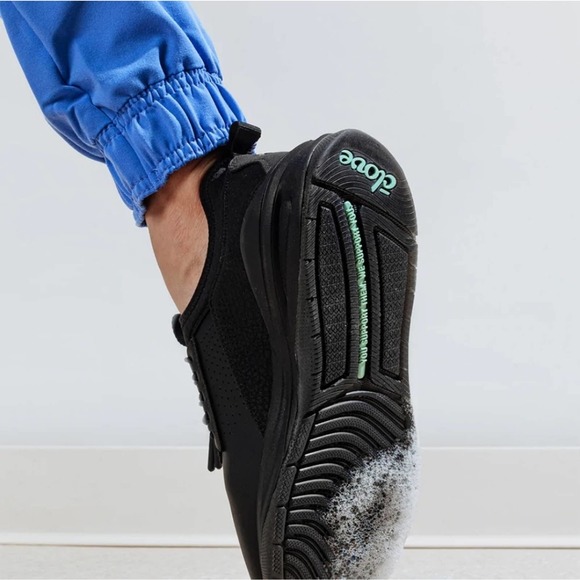 CLOVE Women's all Black Core Collection - Picture 8 of 9